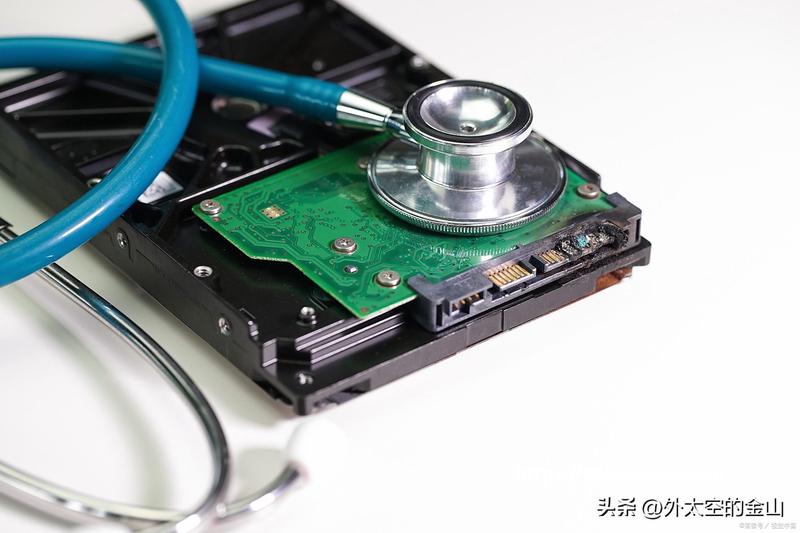 为了挽回用户指南,微软终于不强制你更新Windows了